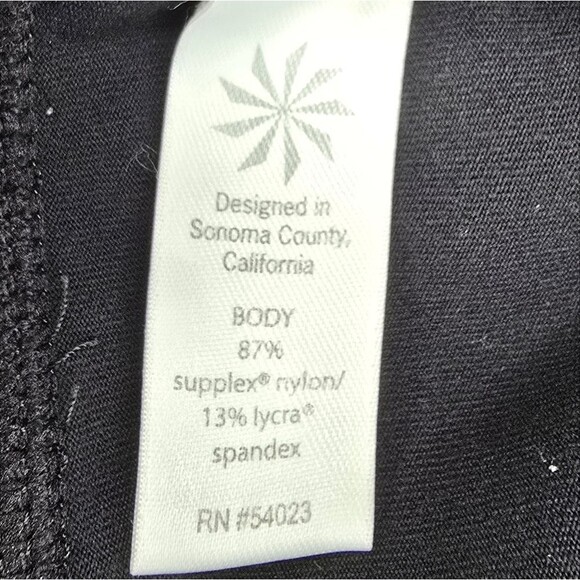 Athleta Black Women's Cropped Leggings Size M - Picture 3 of 4